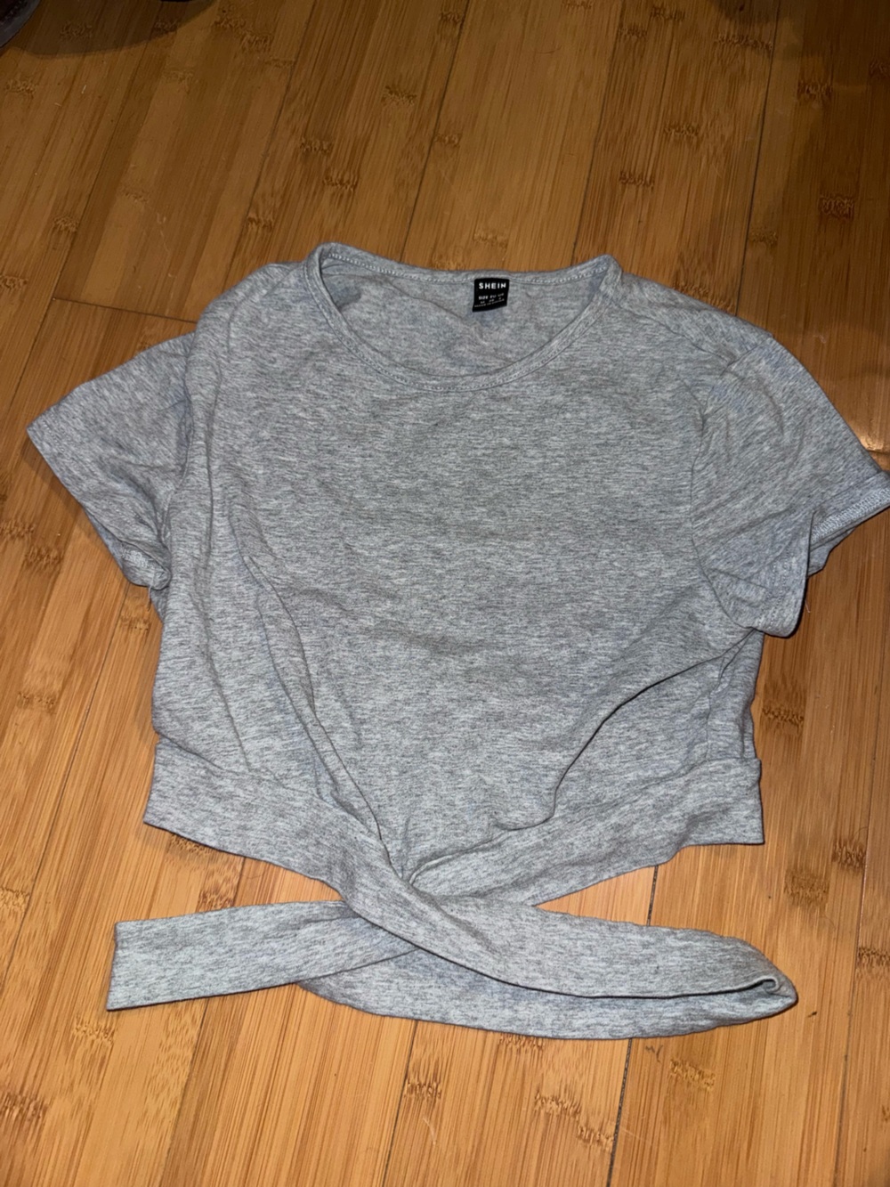 SHEIN Light Gray Twisted Front Short Sleeve Crop Top